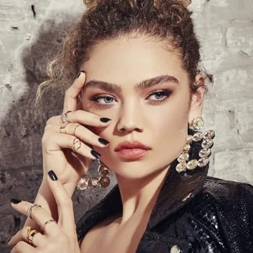 Kiss Gel Fantasy Ready-to-Wear Nails - Salon Quality Beauty