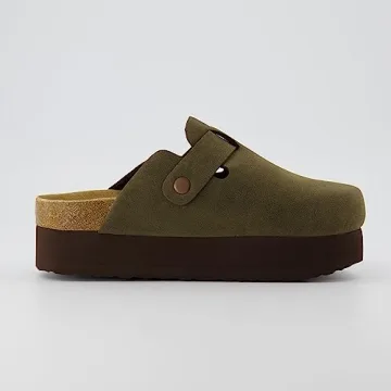 Stylish Vegan Clogs for All-Day Comfort