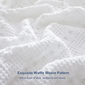 Luxury PHF Cotton Waffle Blanket for Year-Round Comfort