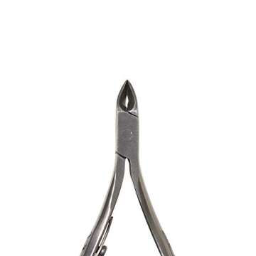 Revlon Half Jaw Cuticle Nipper for Precise Nail Care