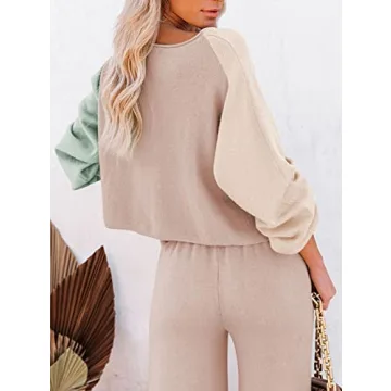 Stylish Pink Queen Women's Knit Outfit for Chic Comfort