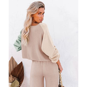 Stylish Pink Queen Women's Knit Outfit for Chic Comfort