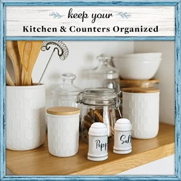 Ceramic Farmhouse Salt and Pepper Shakers Set