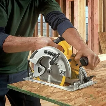 DEWALT 7-1/4 Circular Saw with Electric Brake and Bevel