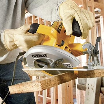 DEWALT 7-1/4 Circular Saw with Electric Brake and Bevel