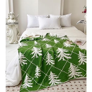 Ultra Soft Cozy Green Pine Blanket - Perfect for All Occasions