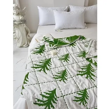 Ultra Soft Cozy Green Pine Blanket - Perfect for All Occasions