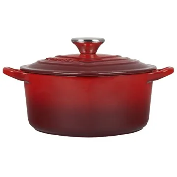 Le Creuset Heart-Shaped Dutch Oven, 2 Quart Cocotte