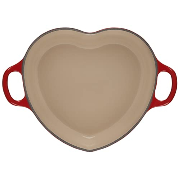 Le Creuset Heart-Shaped Dutch Oven, 2 Quart Cocotte