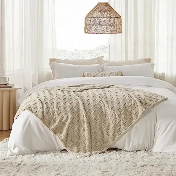 Ultra Soft Fleece Blanket for Comfort - Cozy & Stylish