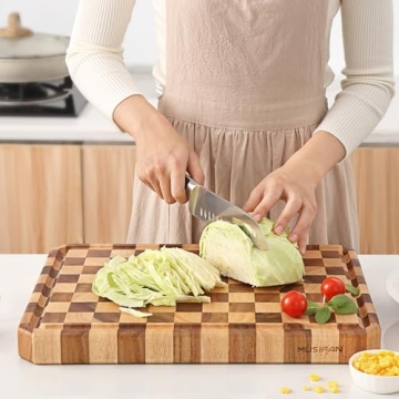 Durable Acacia Wood Cutting Board - Versatile Kitchen Helper