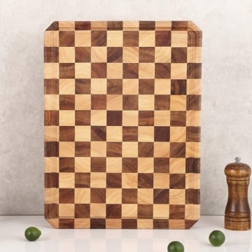 Durable Acacia Wood Cutting Board - Versatile Kitchen Helper