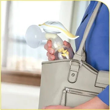 Medela Harmony Manual Breast Pump Portable Ergonomic Design