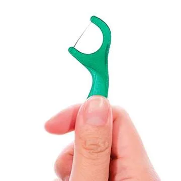 GUM Professional Clean Floss Picks - Extra Strong Shred-Resistant Floss, Easy Grip Handle - Dental Flossers for Adults - Fresh Mint Flavor, 90ct (6pk)