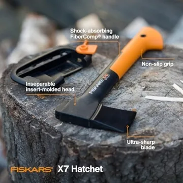 Fiskars 14" X7 Hatchet - Lightweight & Durable Tool