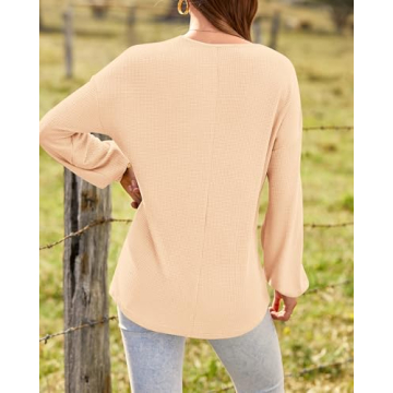 BTFBM Women’s Waffle Knit V-Neck Blouse for Fall 2025