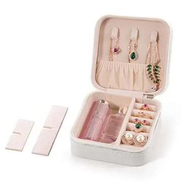 VOMNA Mini Jewelry Travel Case,Small Jewelry Box,Traveling Jewelry Organizer,Portable Jewellery Storage Holder for Rings Earrings Necklace Bracelet Bangle Organizer Boxes for Girls Women(PU-White)