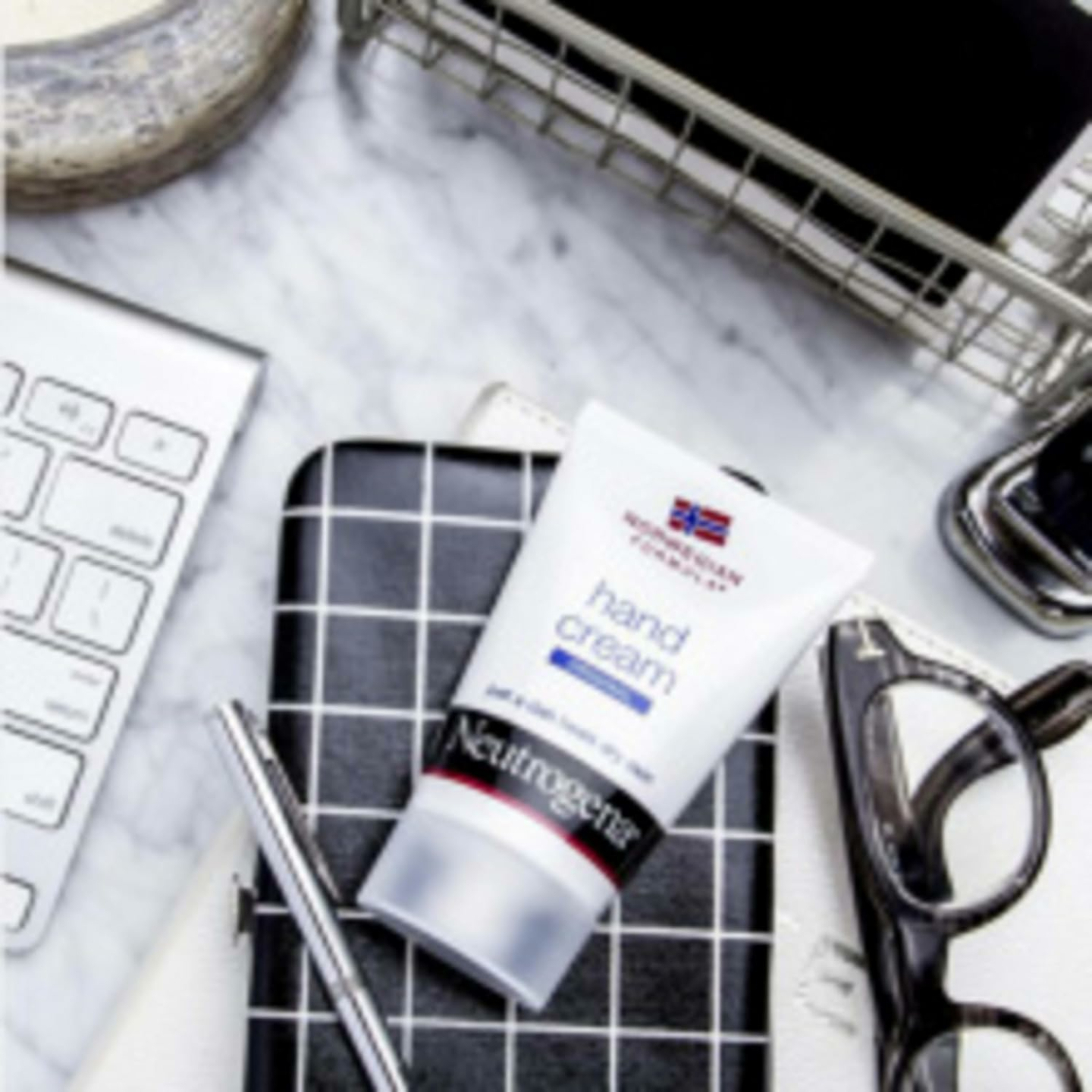 Neutrogena Hand Cream - Intensive Moisturizing Formula