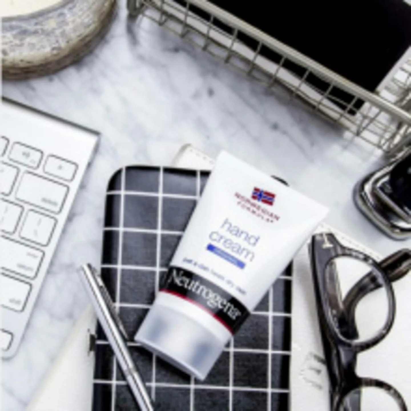 Neutrogena Hand Cream - Intensive Moisturizing Formula