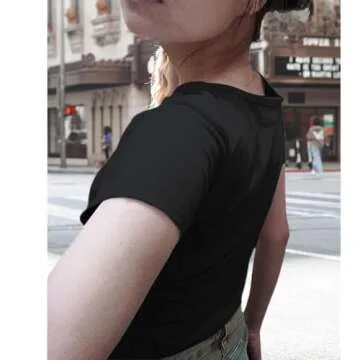 Cayxatiu Star Graphic Baby Tees Crop Tops for Women Y2k Grunge Aesthetic Shirt Sexy Cropped Tshirt Short Sleeve for Teens(Black,M)