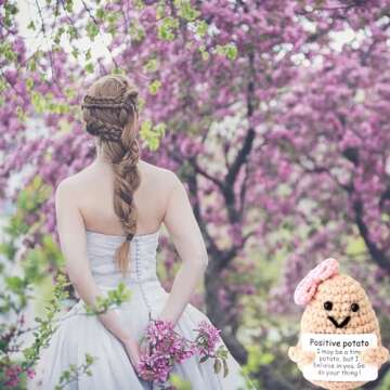 qyqkfly Mini Positive Cute Funny Life Potato Tomato Eggplant Onion Cute Animals Creative Knitted Holding Card Crochet Birthday Christmas Girls Gifts Party Decor