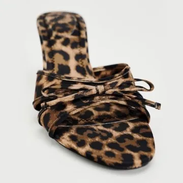 MRKEWUNEY Women's Kitten Heels for Elegance and Comfort