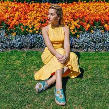 UIN Women's Art Travel Shoes - Slip On Canvas Loafers