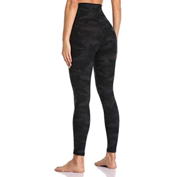 Colorfulkoala Women's High Waisted Tummy Control Workout Leggings 7/8 Length Yoga Pants with Pockets (XS, Deep Grey Camo)
