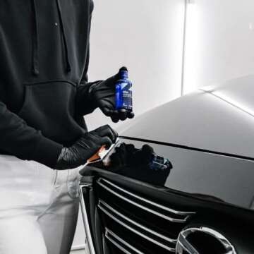 CARPRO Gliss Original - 50ml Kit - Ceramic Coating for Cars - Hyper Smooth Hydrophobic Nano Top-Coat with Microfiber Applicators