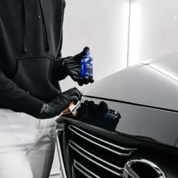 CARPRO Gliss Original - 50ml Kit - Ceramic Coating for Cars - Hyper Smooth Hydrophobic Nano Top-Coat with Microfiber Applicators