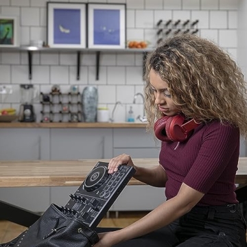 Pioneer DJ DDJ-800 Controller for Pro DJs