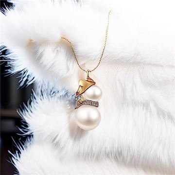 Beautiful Christmas Snowman Pendant Necklace for Women