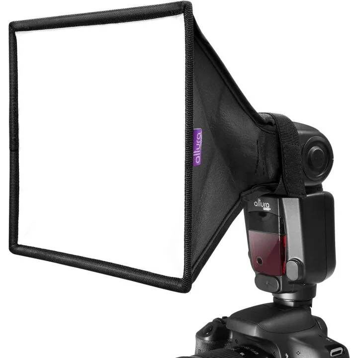 Universal Collapsible Speedlight by Altura Photo