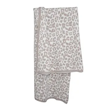 Soft Leopard Throw Blanket for Cozy Comfort Everywhere