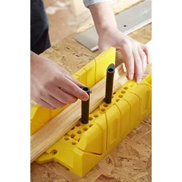 Stanley 1-20-600 Saw Storage Miter Box with Saw, Black