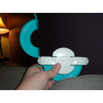 Clover Extra Large Pom-Pom Maker - Easy Crafting Tool