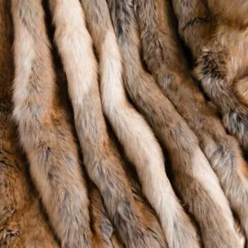 Luxury Faux Fur Oversized Throw Blanket - Warm & Cozy