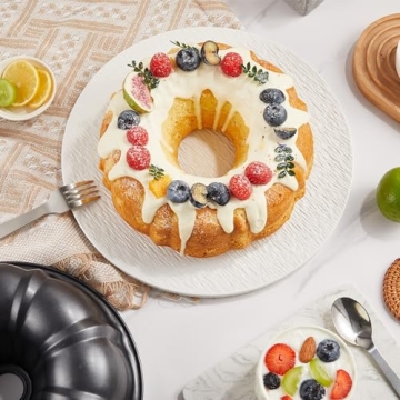 Premium 9-inch Non-Stick Bundt Cake Pan for Perfect Baking