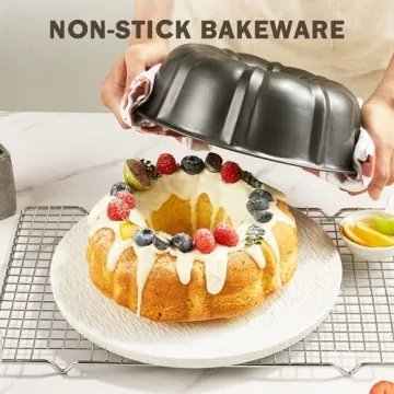 Premium 9-inch Non-Stick Bundt Cake Pan for Perfect Baking