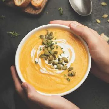 Yupik Raw Pumpkin Seeds, No Shell, 1 lb (16 oz), GMO-Free, Gluten-Free, Kosher, Shelled Pepitas, Salt-Free, Oil-Free, Plant-Based Protein, Source of Fiber, Healthy Snacks, Ideal for Baking & Topping