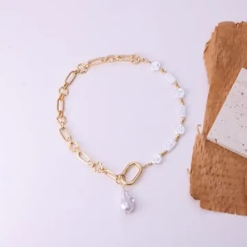 Stunning Statement Pearl and Chain Necklace for Chic Looks