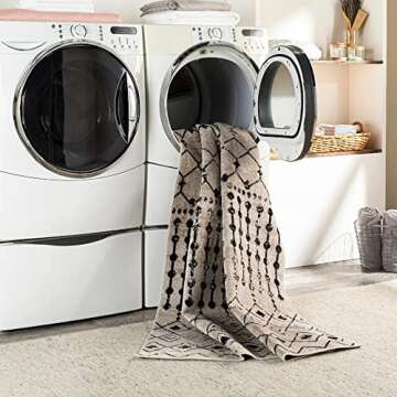 Mark&Day Washable Mary Global Area Rug, 7ft Cream