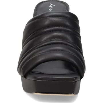 Chic Circus NY Marlie Sandal for All-Day Comfort and Style