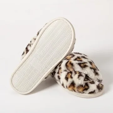 Enteer Women's Fuzzy Memory Foam Slippers for Comfort and Style