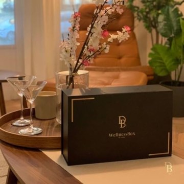DINBER Wellness Box: 12 Self Care Spa Gifts for Women