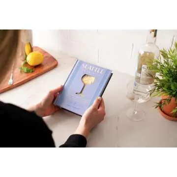 Seattle Cocktails: An Elegant Collection of Over 100 Recipes Inspired by the Emerald City (City Cocktails)