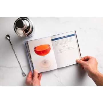 Seattle Cocktails: An Elegant Collection of Over 100 Recipes Inspired by the Emerald City (City Cocktails)