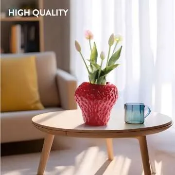 Navaris Strawberry Vase for Flowers - Small Ceramic Flower Vase - Cute Fruit Shaped Decor for Home and Kitchen - 15 cm x 16 cm x 16 cm (5.9" x 6.3" x 6.3")