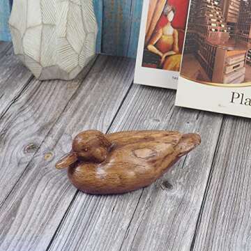 Hymmah Duck Home Decor Statue Rustic Home Decorations for Living Room, Boho Sculpture Resin Animal Collectible Figurines for Indoor Decor