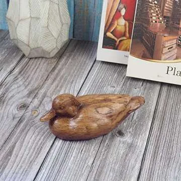 Hymmah Duck Home Decor Statue Rustic Home Decorations for Living Room, Boho Sculpture Resin Animal Collectible Figurines for Indoor Decor